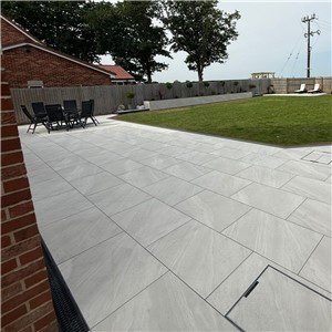 Porcelain Crossover White - 900 x 600 Only